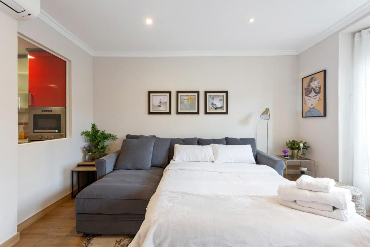 Elegant 1 Bedroom Apartment In The Heart Of Centro 马德里 外观 照片